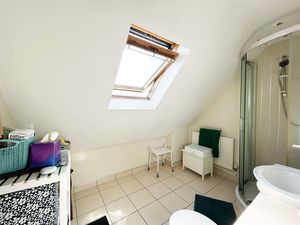 Photo 16- click for photo gallery